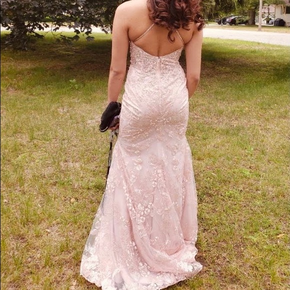 Selling prom dress!! Only worn once - Picture 4 of 5